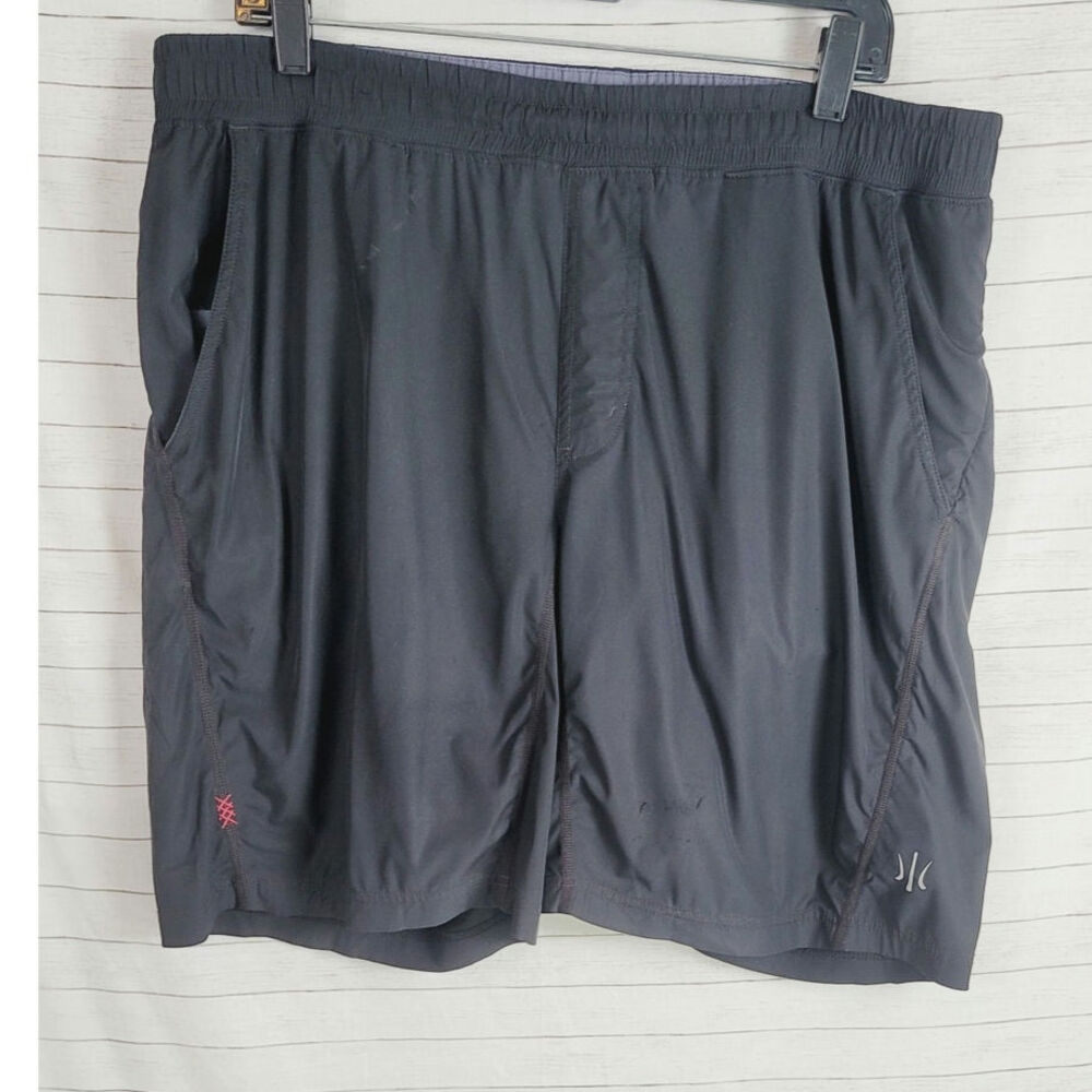 RHONE PULL ON ATHLETIC SHORTS IN BLACK, SZ LARGE